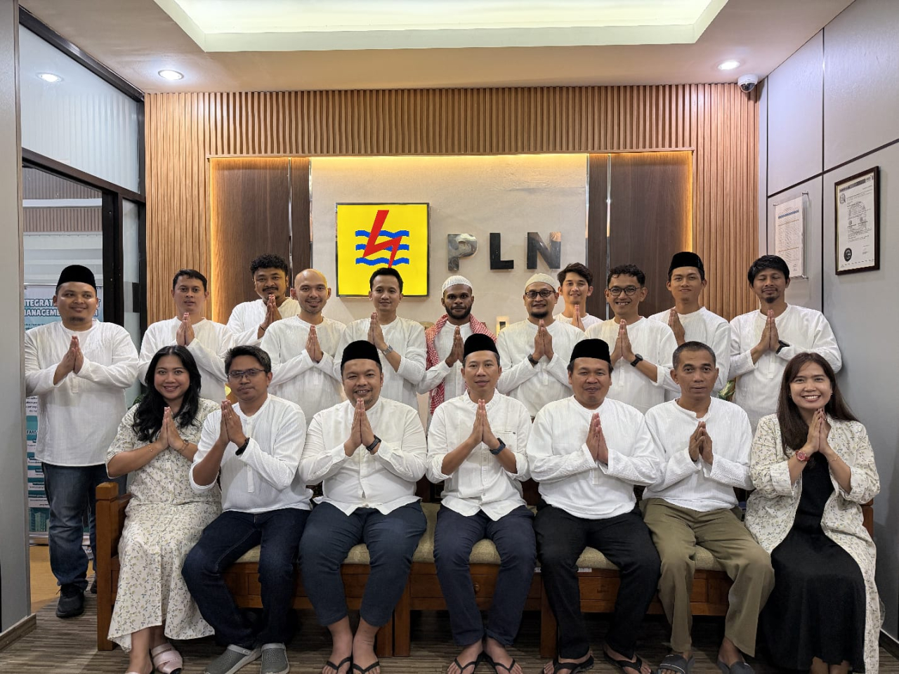 Safari Ramadhan PLN UIP JBTB–YBM PLN Hadirkan Senyum Anak Tunas Bangsa