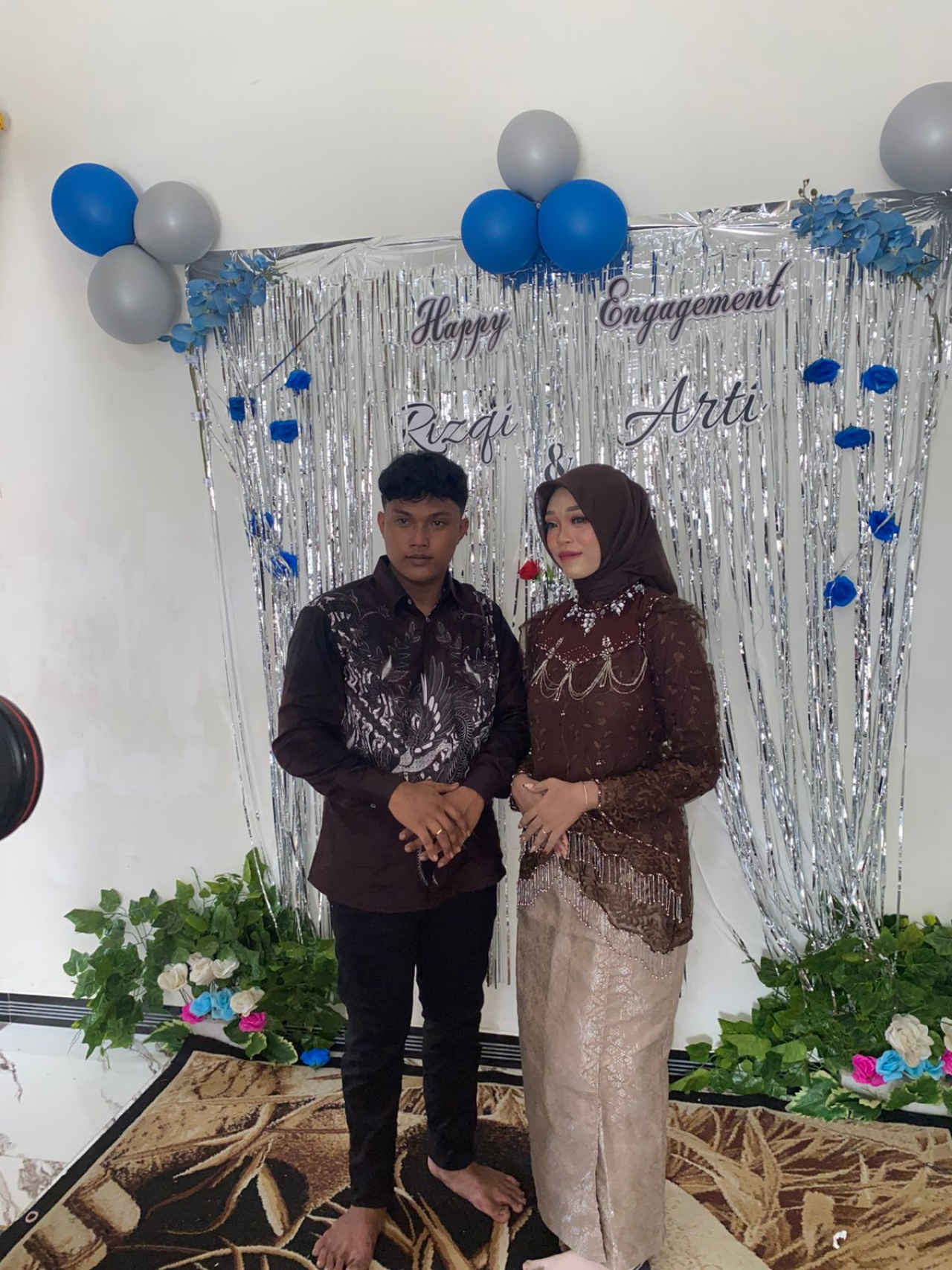 Acara Tunangan Putri Dari Bapak Sugianto Bernama Sugiarti Dengan Risky Berjalan Dengan Lancar
