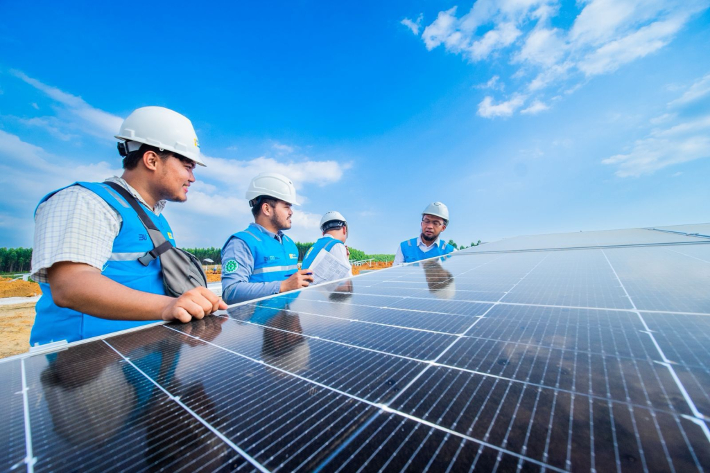 Akselerasi Electrifying Lifestyle melalui, PLN Luncurkan Proyek PLTS Mentari Nusantara I 1,225 Gigawatt melalui Strategi Pengadaan Terintegrasi GIGA ONE