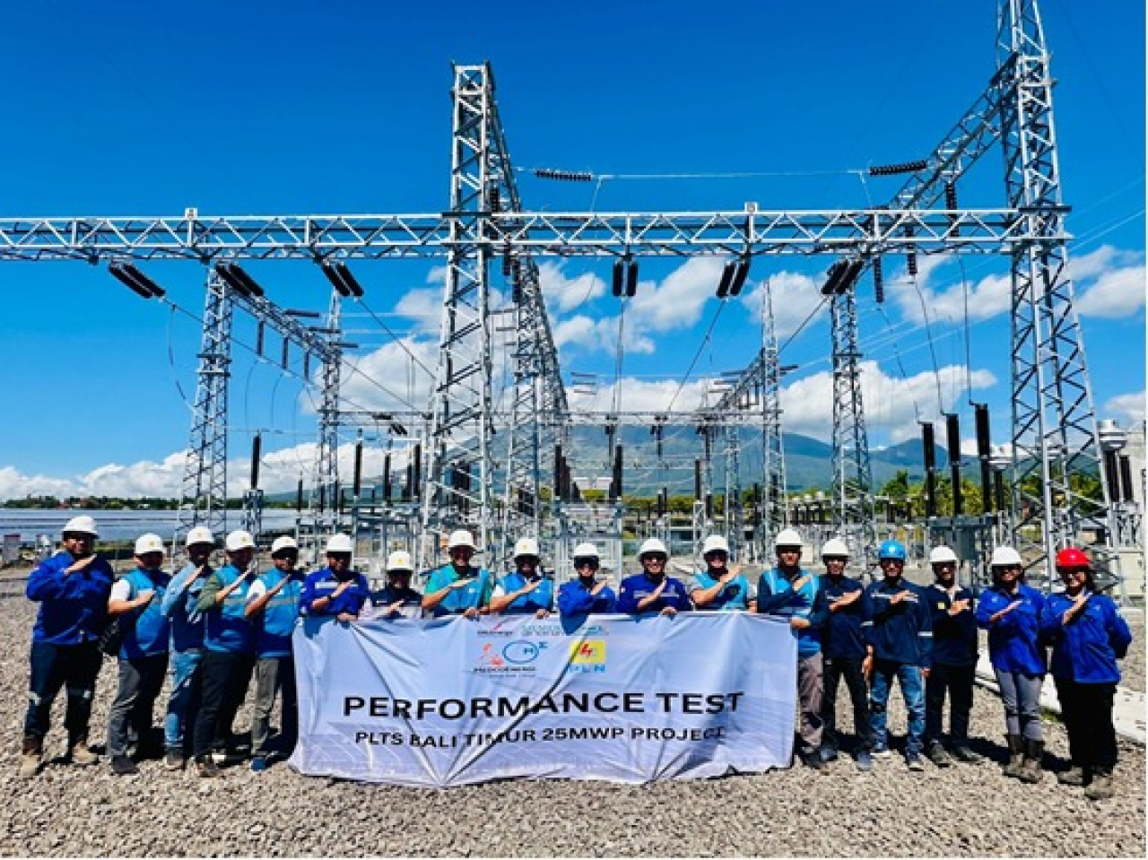 PT PLN (Persero) UIP JBTB bersama PT Medco Power Indonesia Berhasil Energize PLTS Bali Timur, Dorong Transisi Energi Bersih Listrik untuk Rakyat di Pulau Dewata